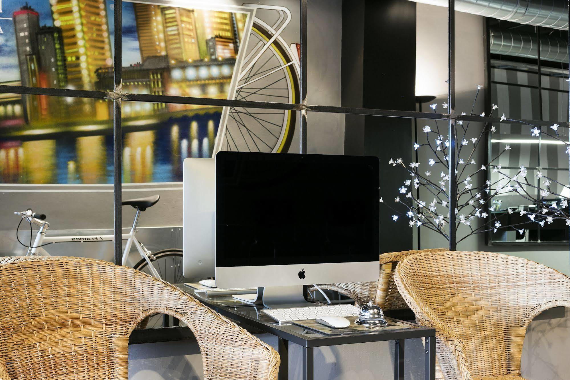 ברצלונה Fira Apartments By Gaiarooms מראה חיצוני תמונה