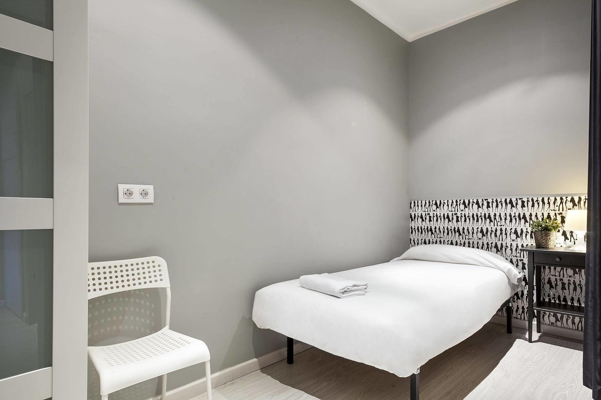 ברצלונה Fira Apartments By Gaiarooms מראה חיצוני תמונה