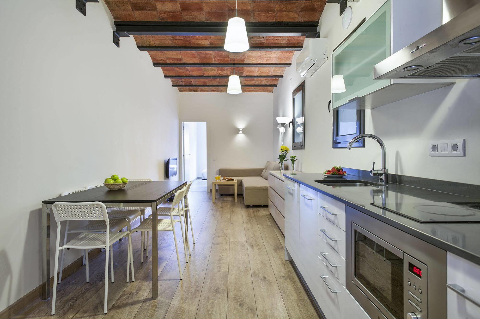 ברצלונה Fira Apartments By Gaiarooms מראה חיצוני תמונה